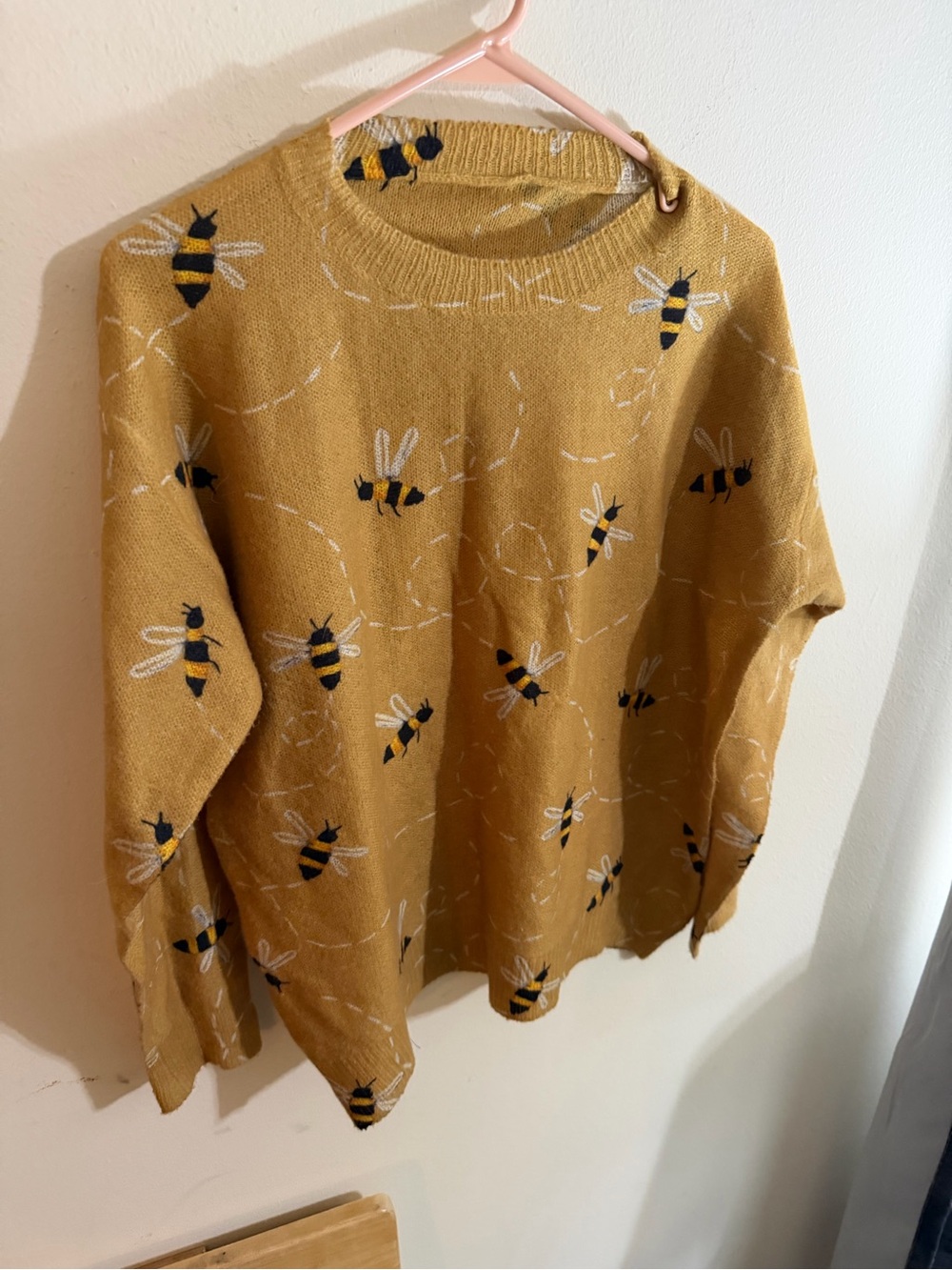Women's Size Large Mustard Bee Crewneck Sweater